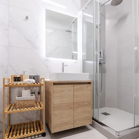 Kapa Luxury Living *
